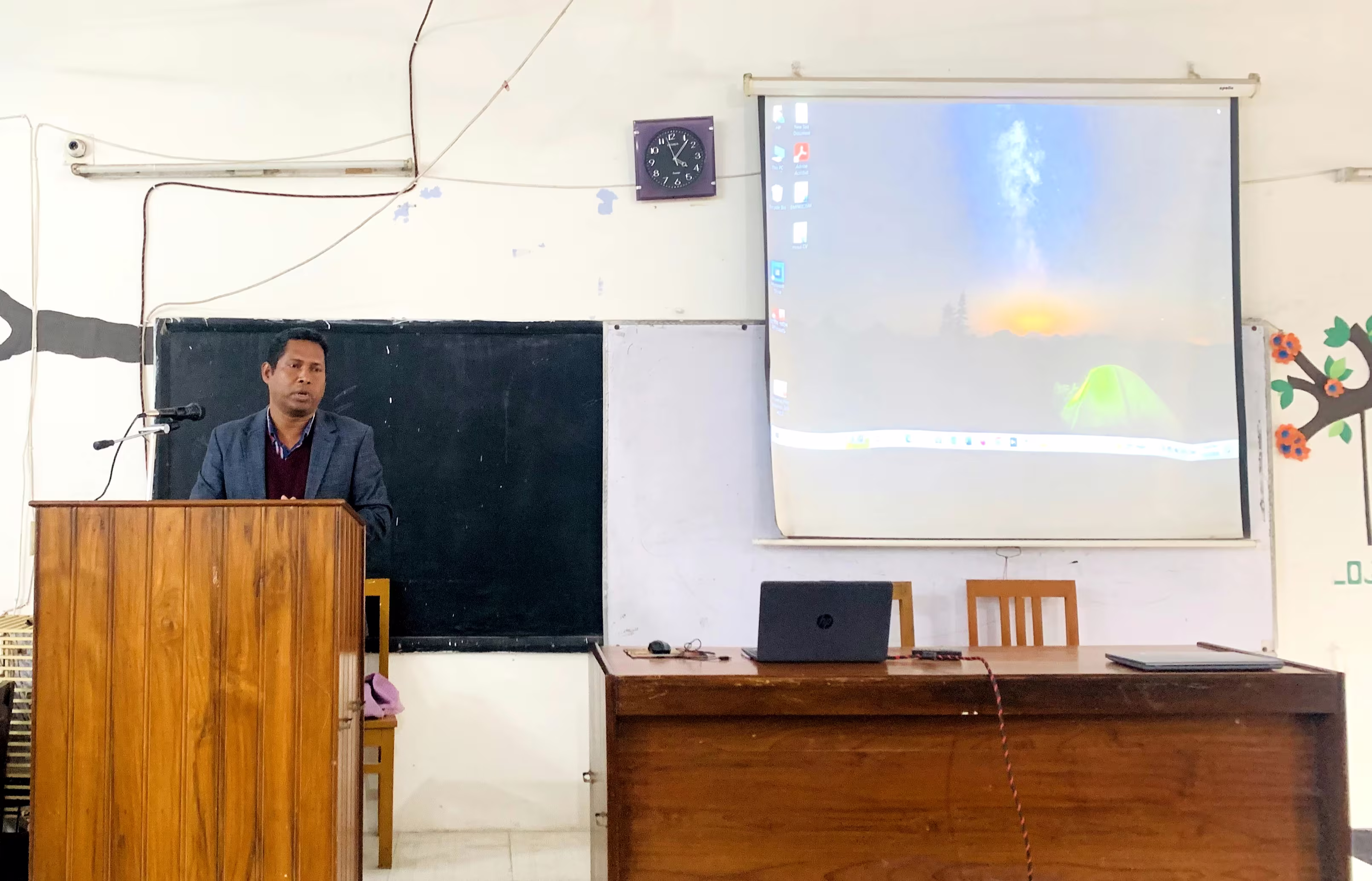 The Presentation Contest - Freshers Championship 2024 image